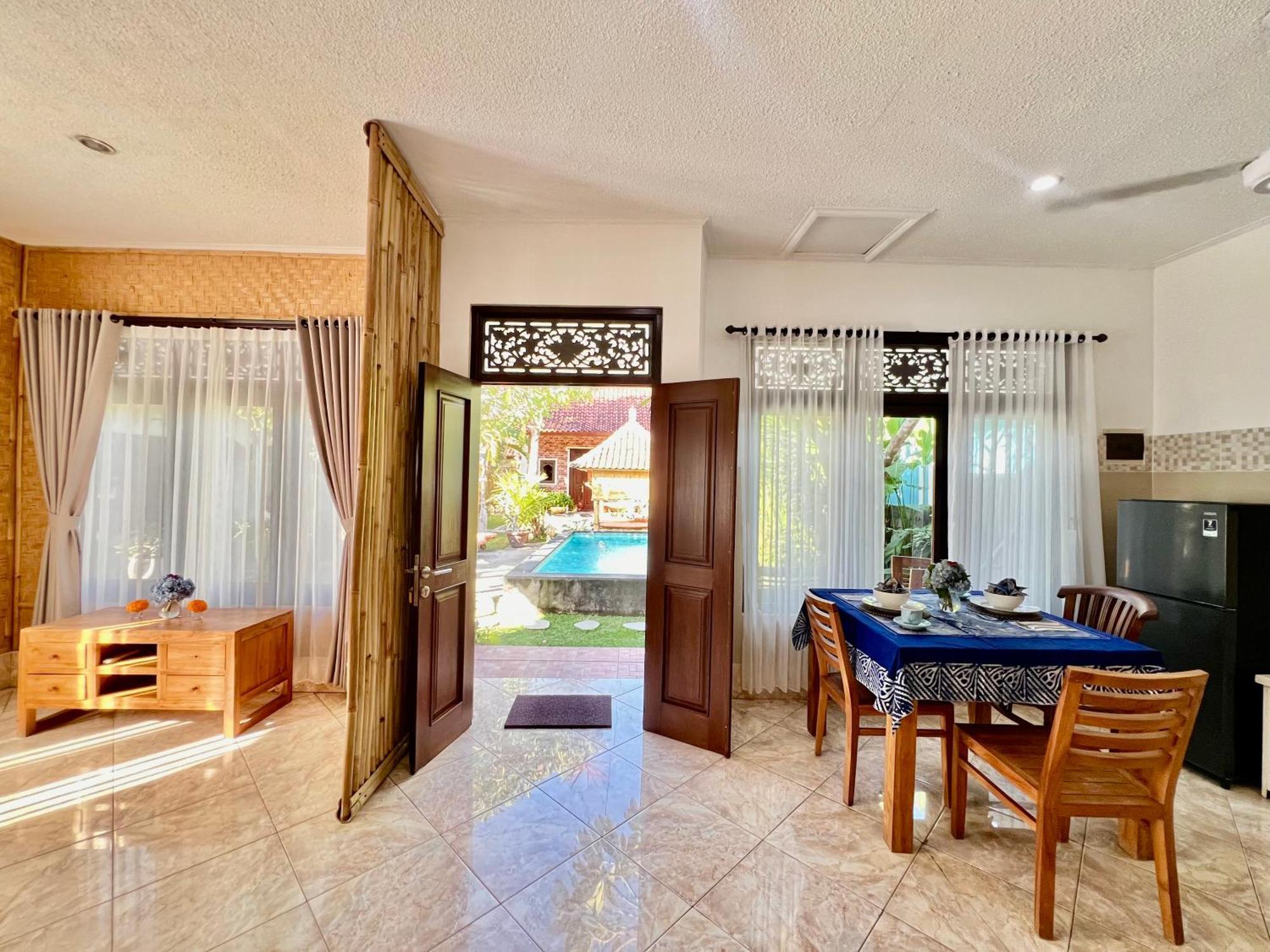 Tiga Naga Villa Denpasar  Exterior photo