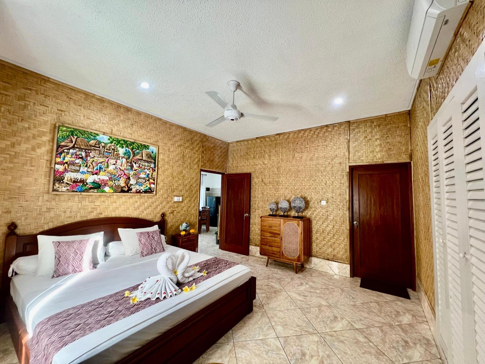 Tiga Naga Villa Denpasar  Exterior photo